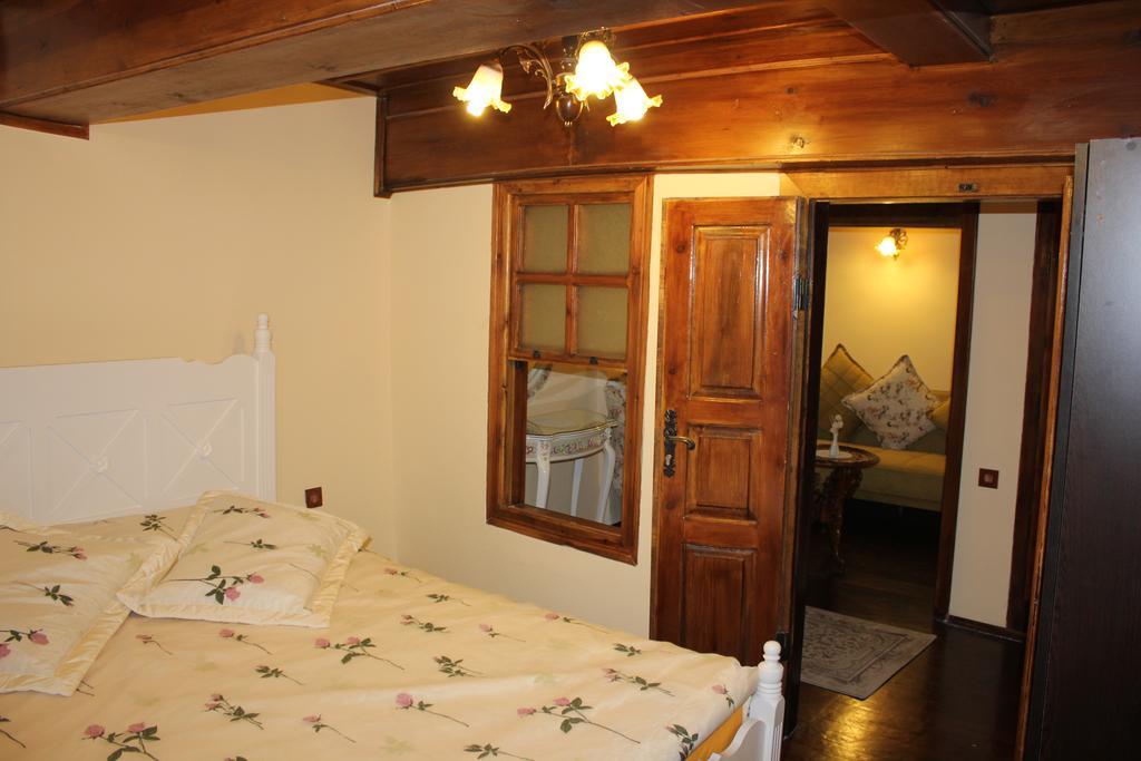 Papazin Konagi Hotel Ayvalı Værelse billede